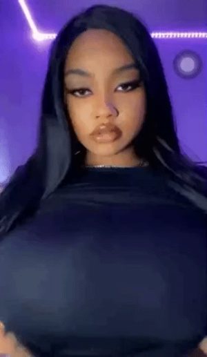 Cute Ebony Titty Drop