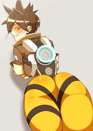 Tracer bounces her booty
